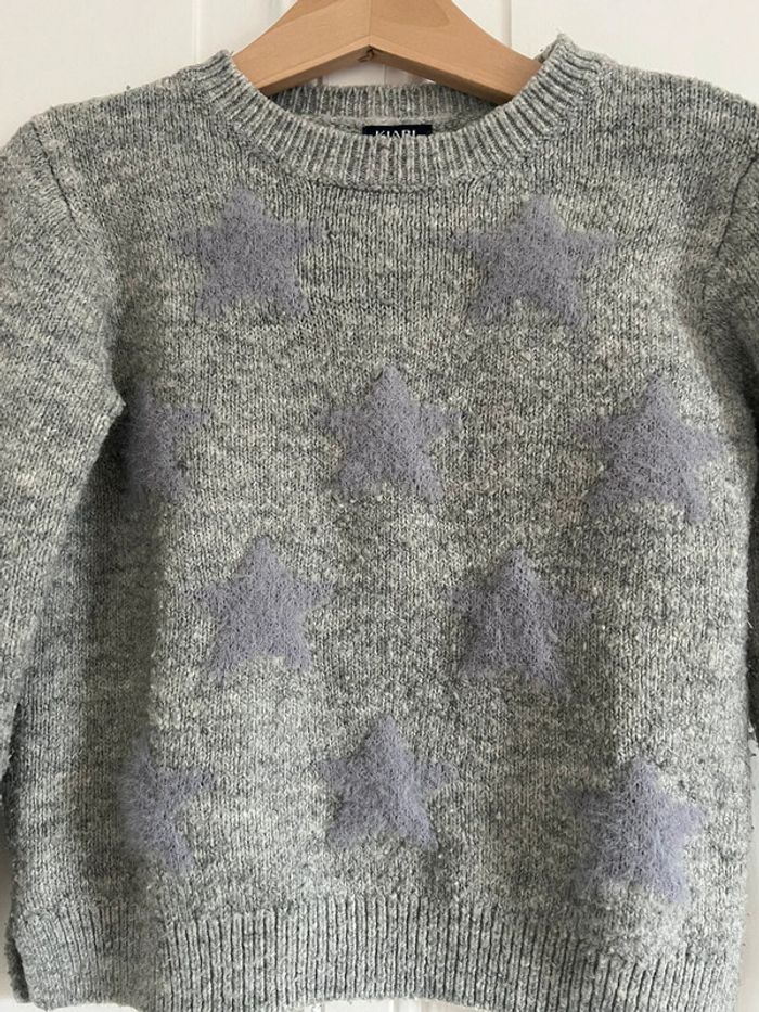 Pull kiabi gris étoiles 5 ans - photo numéro 4