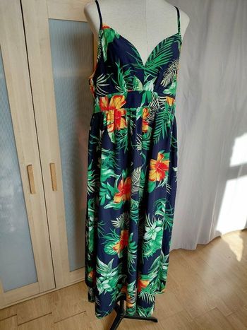 Très jolie robe longue d'été femme T U 