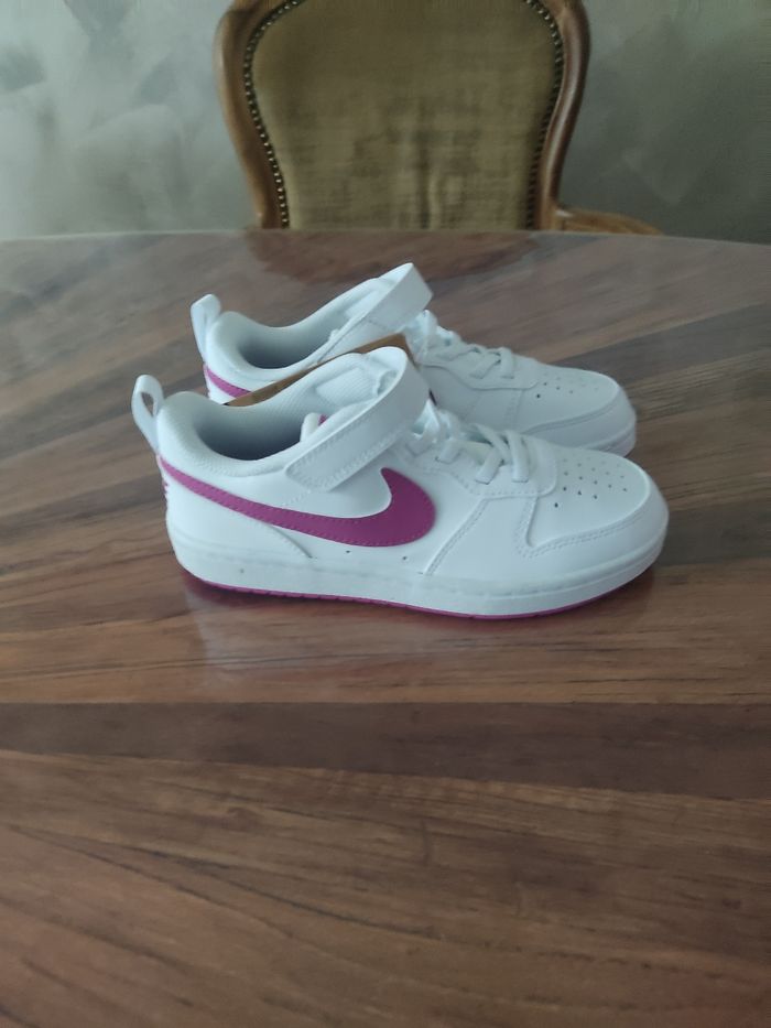 Baskets Nike T 33 - photo numéro 4