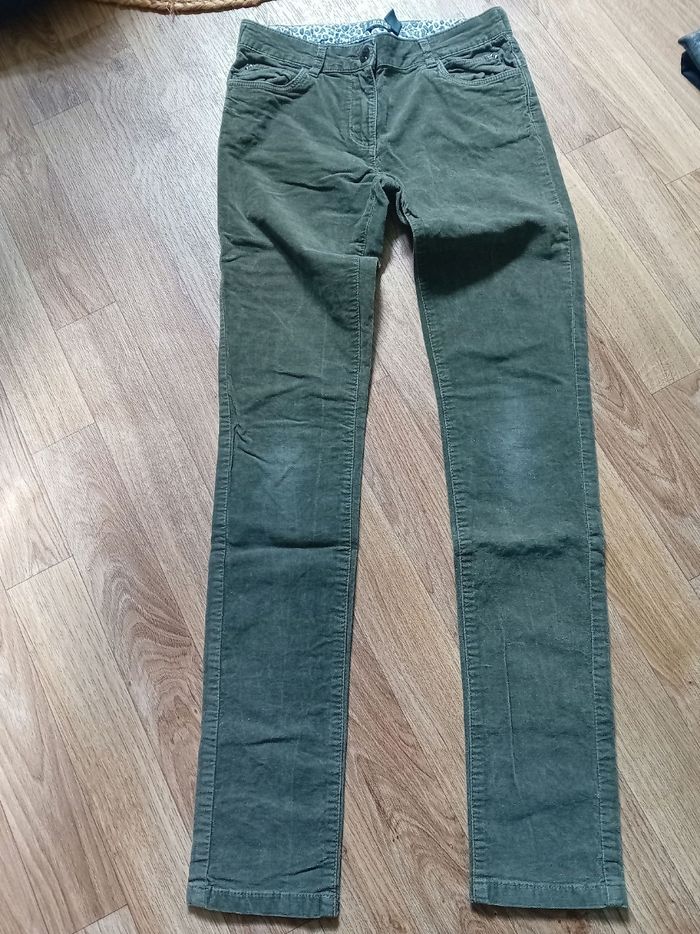 Pantalon kaki en.velours fille