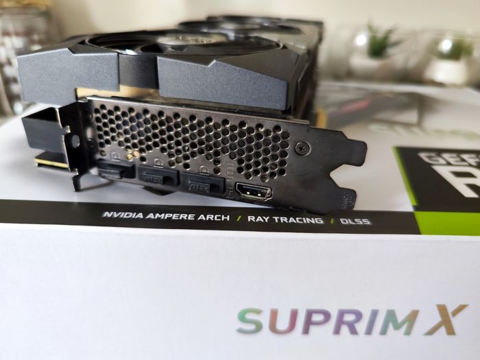 Carte Graphique MSI NVIDIA RTX 3080 Suprim X 10Go GDDR6X - photo numéro 3