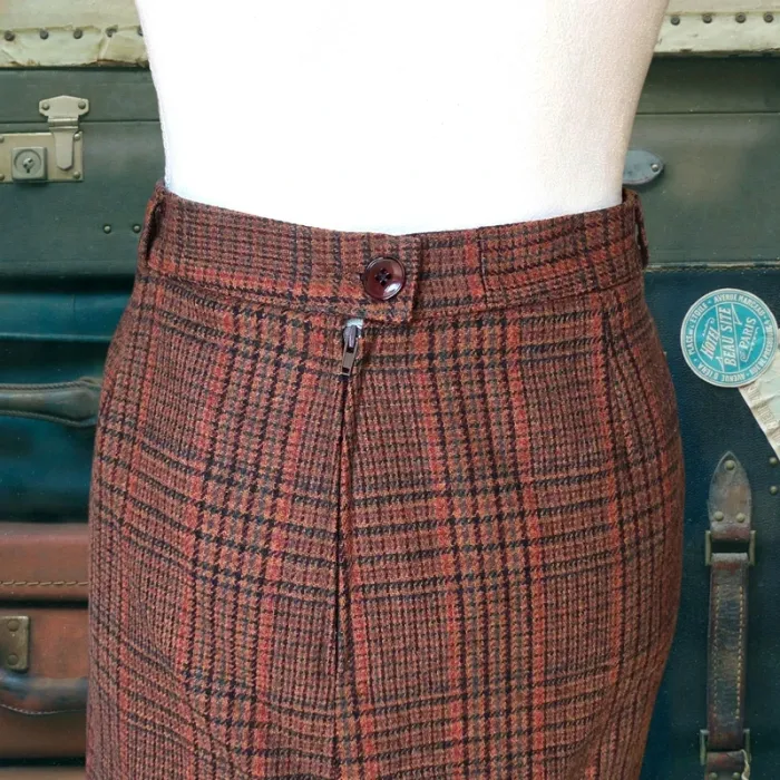 Ensemble jupe/veste vintage années 60/70 🚺 - photo numéro 6