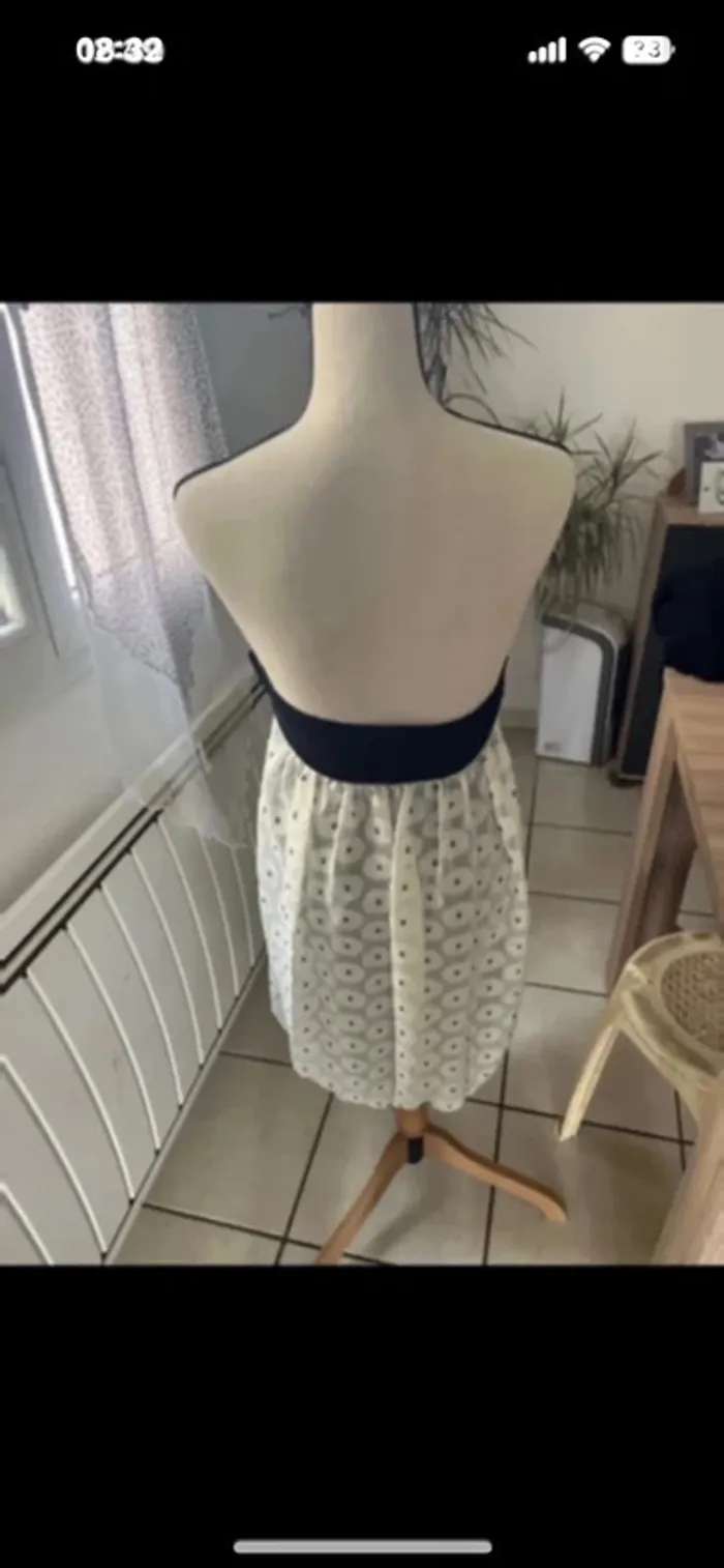 Robe sans bretelle Zara - photo numéro 3