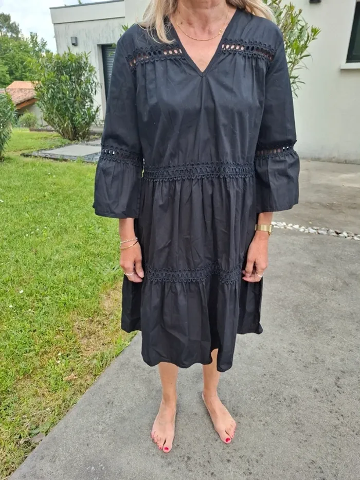 Robe noire en coton détails ajourés - Boutique indépendante - Taille 36 🖤