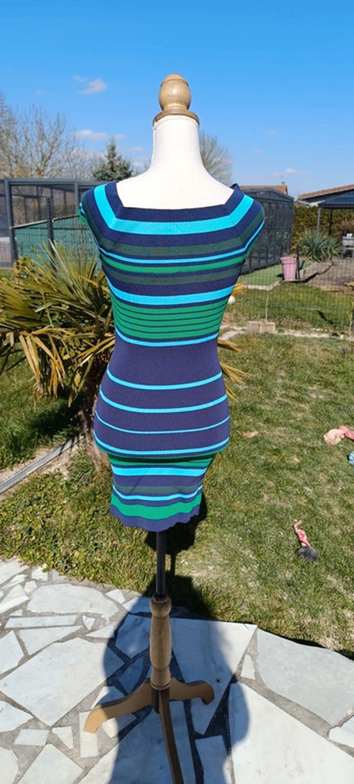 Robe stretch moulante - photo numéro 9