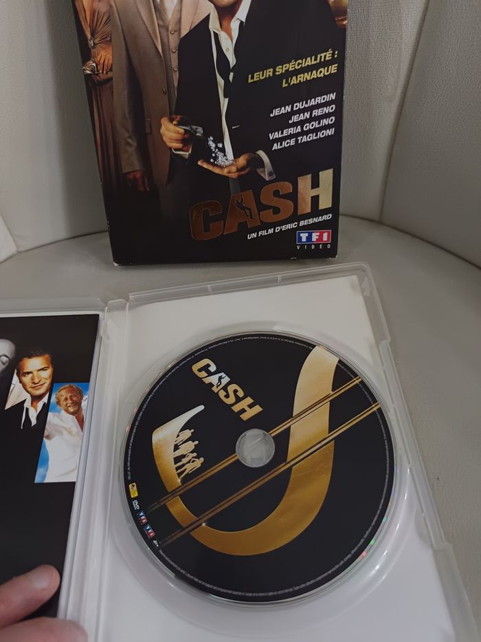 Dvd " Cash " - photo numéro 4