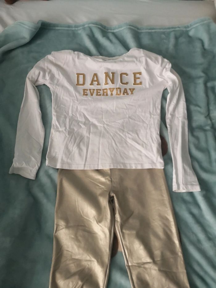 Ensemble legging doré et t shirt 10 ans - photo numéro 4