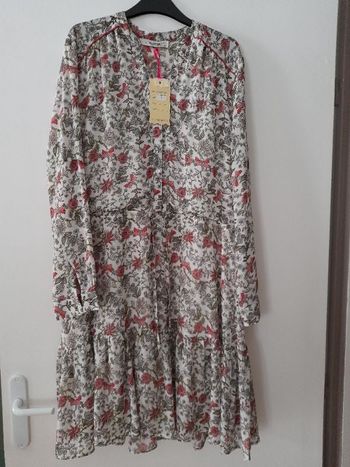 Robe neuve fleurie