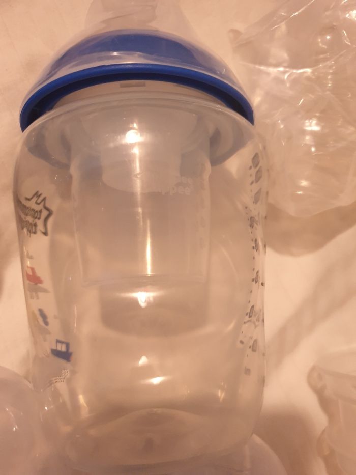 Lot de 4 biberons et accessoire - photo numéro 4