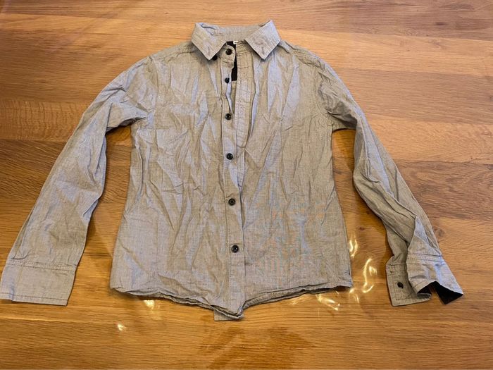 Chemise grise 8 ans