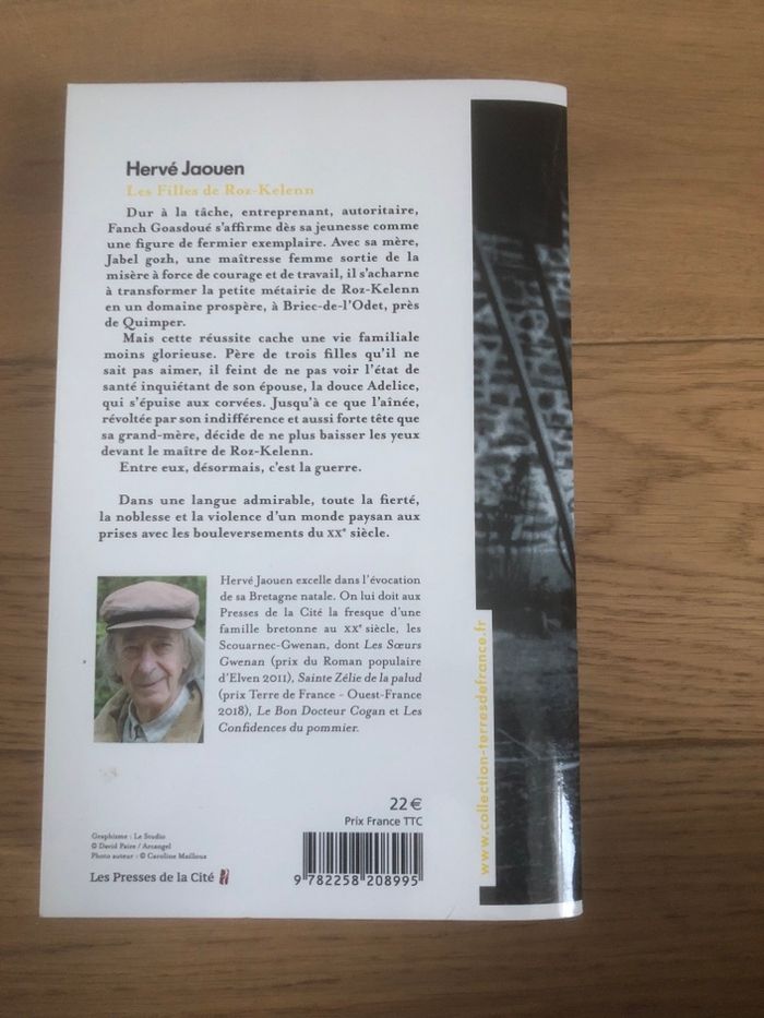 Les filles de Roz Kelenn - Hervé Jaouen - photo numéro 2