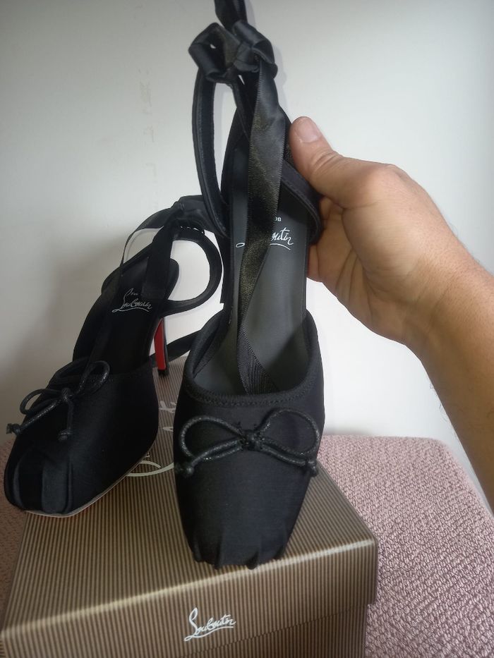 Louboutin neuf - photo numéro 2