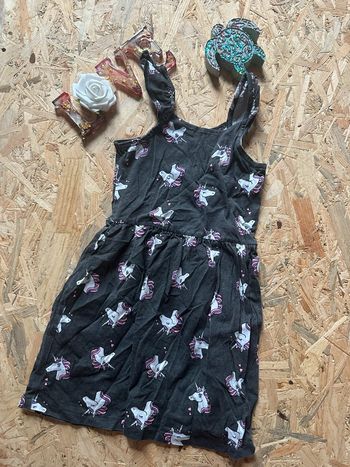 Robe enfant avec licornes Kiabi