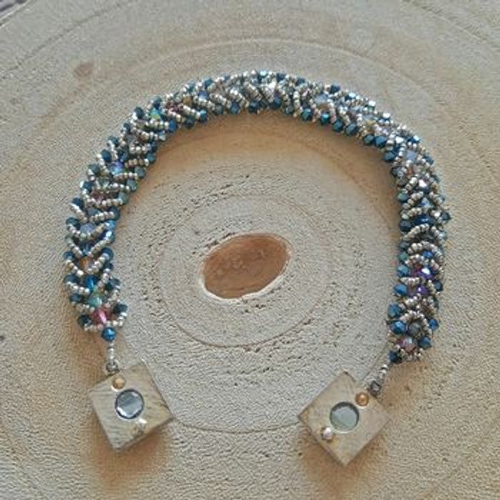 Bracelet perles bleu et argent motif chevrons - photo numéro 4