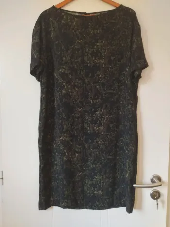 Robe camouflage avec ceinture cuir ikks