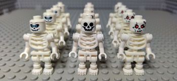 12 Figurines Squelettes type Lego