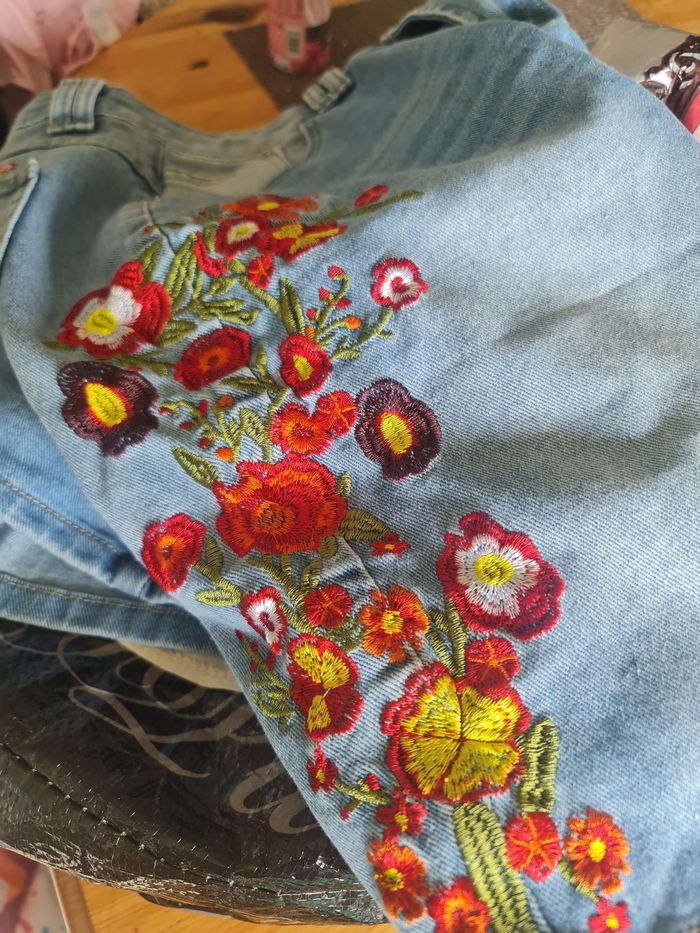Lot  vêtements pour Mag - photo numéro 2