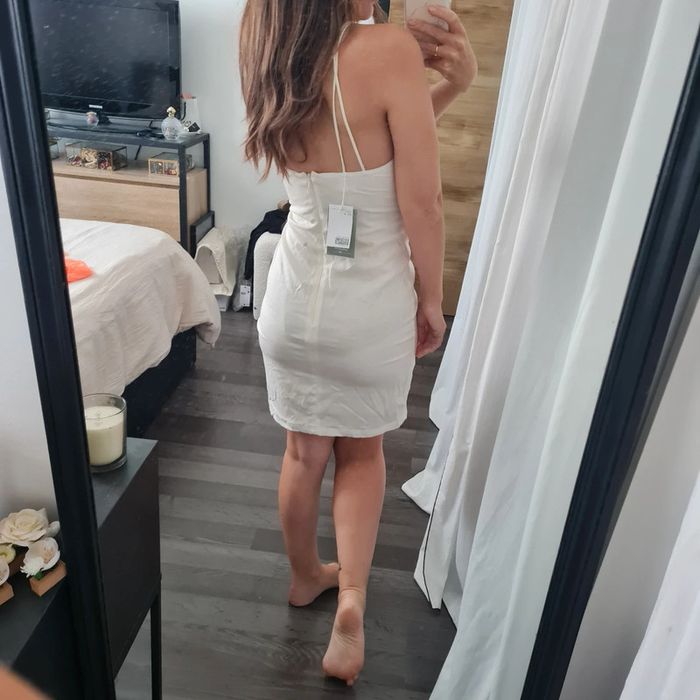 Robe ecru dos nu 🤍 - photo numéro 3