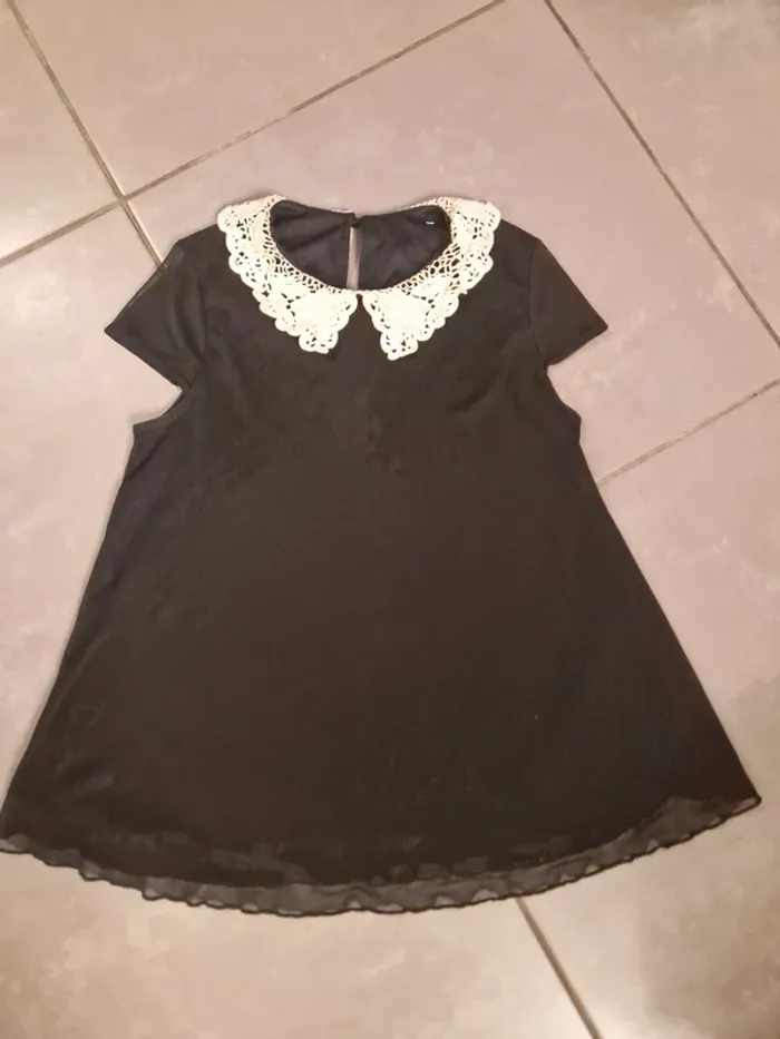 Tee-shirt noir col Claudine