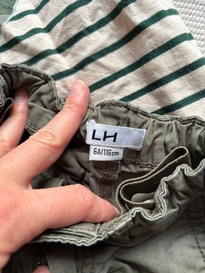 Ensemble 2 pieces 6 ans t-shirt marinière pantalon kaki la halle tbe - photo numéro 3