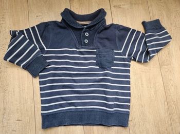 Pull à rayures bleu marine et gris Okaïdi 6 ans