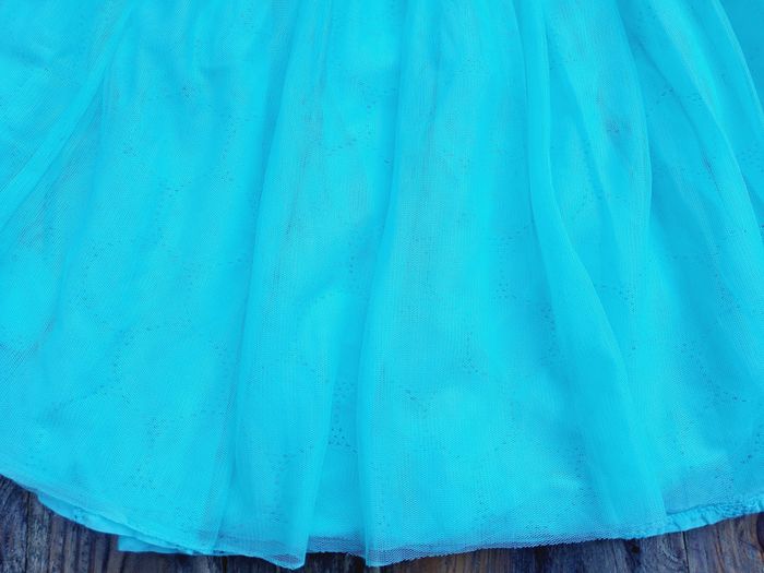 Magnifique jupe réversible Okaïdi, bleu turquoise, un coté motif dentelle, un coté tulle, 12 ans - photo numéro 3