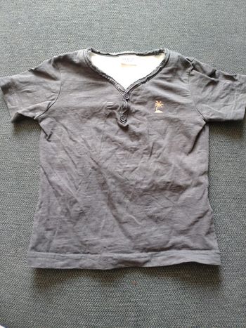 T shirt Tao taille 2 ans