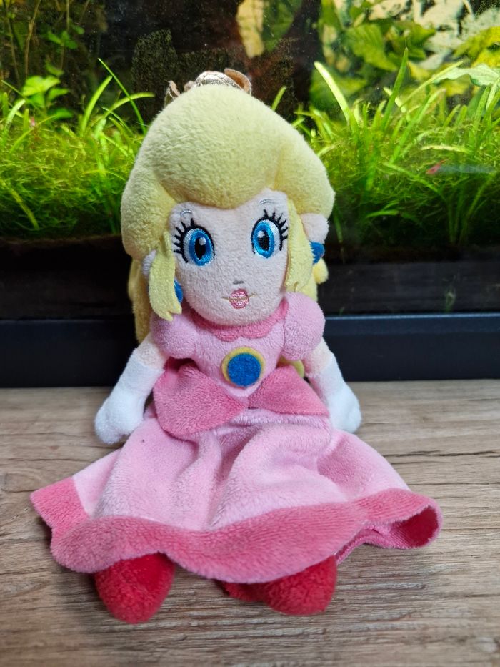 Peluche super Mario princesse. Vintage - photo numéro 5