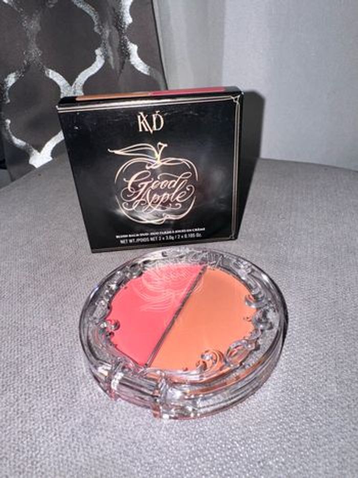 Lot maquillage - photo numéro 3