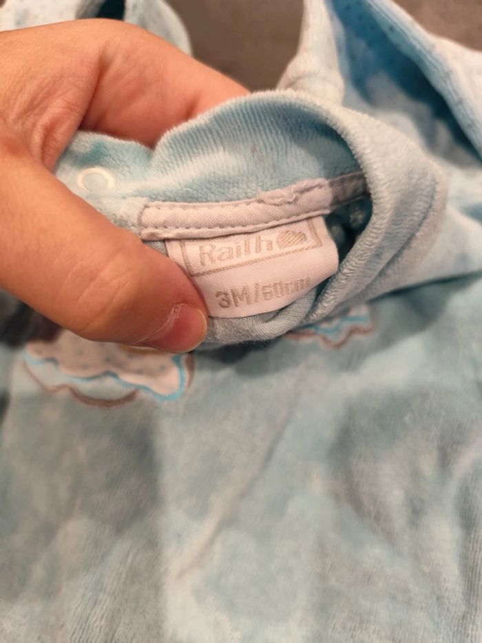 Pyjama bleu - photo numéro 3