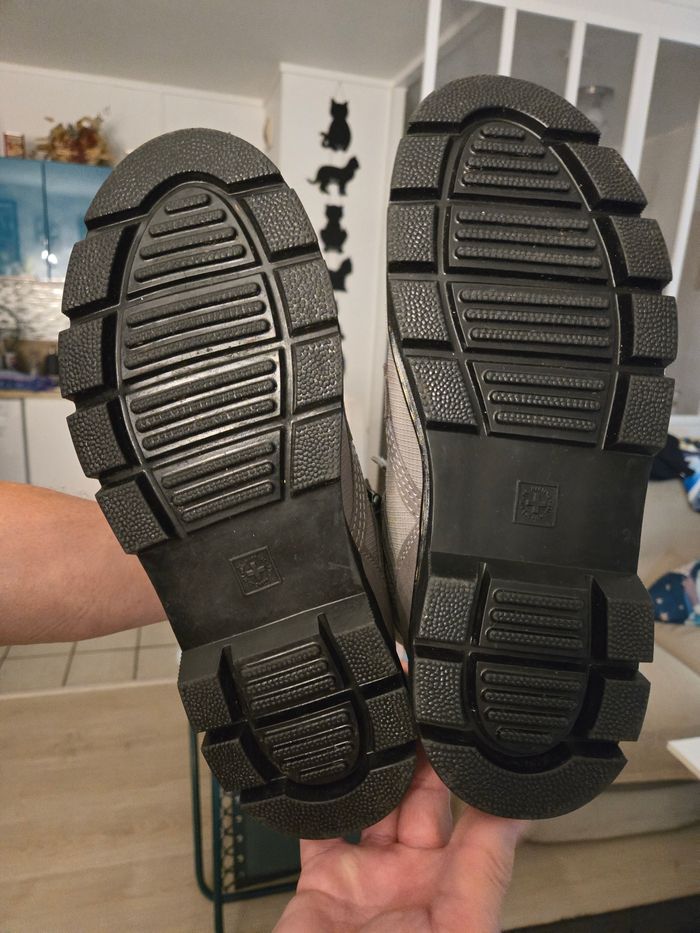 Chaussures doc martens - photo numéro 5