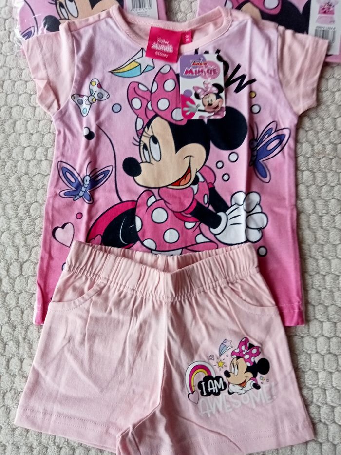 Ensemble ou pyjama short Minnie - photo numéro 4
