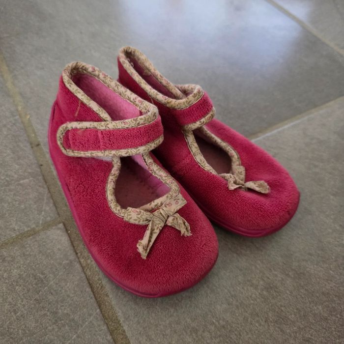 Lot 2 paires de chausson 21 22 - photo numéro 4