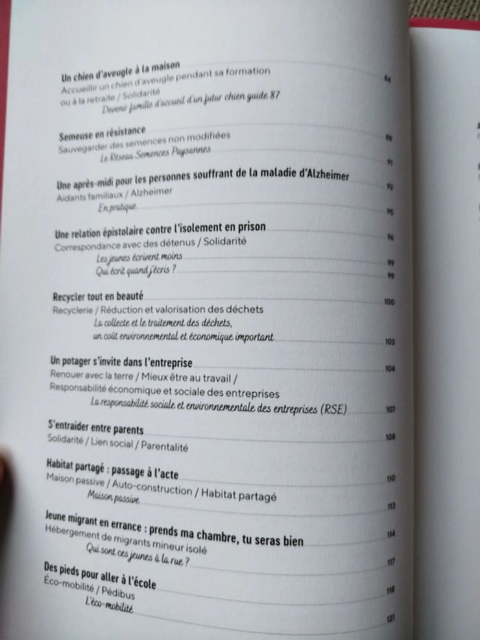 Livre un autre monde existe - photo numéro 5