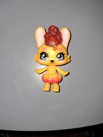 Figurine hatchimals