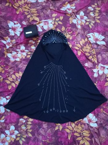 Hijab à enfiler
