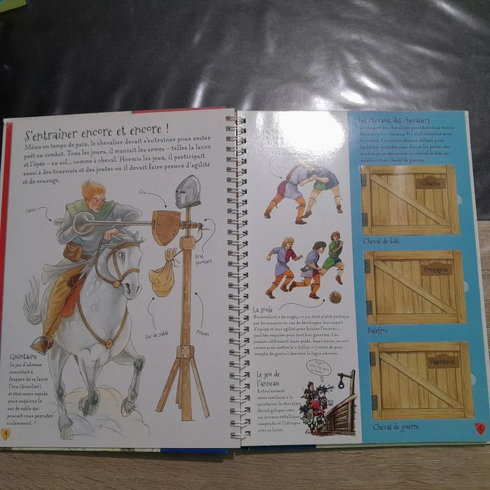livre à volets Châteaux et chevaliers - photo numéro 3