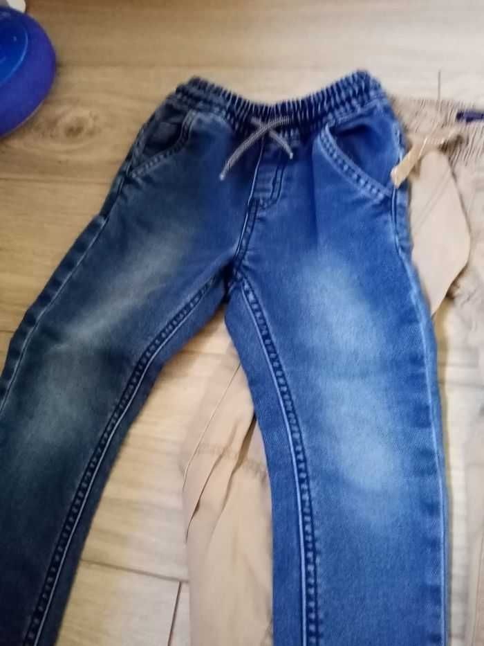 Lot de 4 pantalons - photo numéro 4