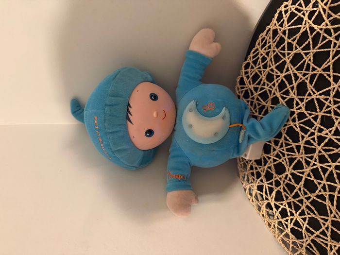 peluche veilleuse bleue lumidodo "au clair de la lune" - ouaps - - photo numéro 3