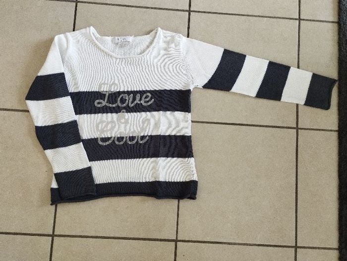 Pull fille 8 ans
