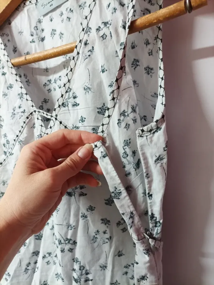 Robe fleurs bleues discrètes - photo numéro 7