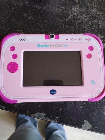 Console  storio max