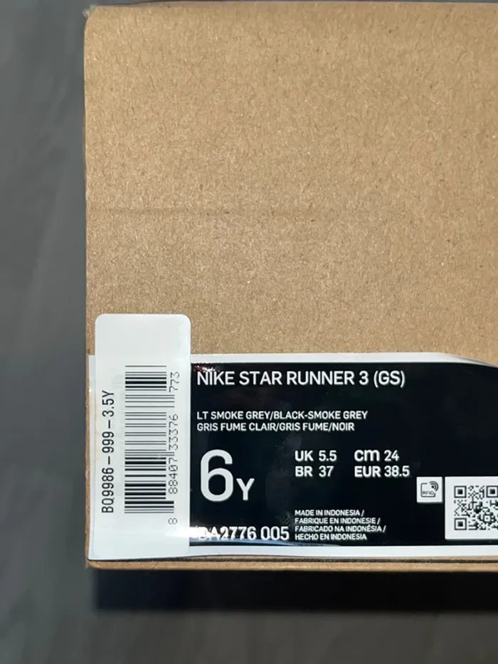 Chaussure Nike grise 38,5 - photo numéro 5