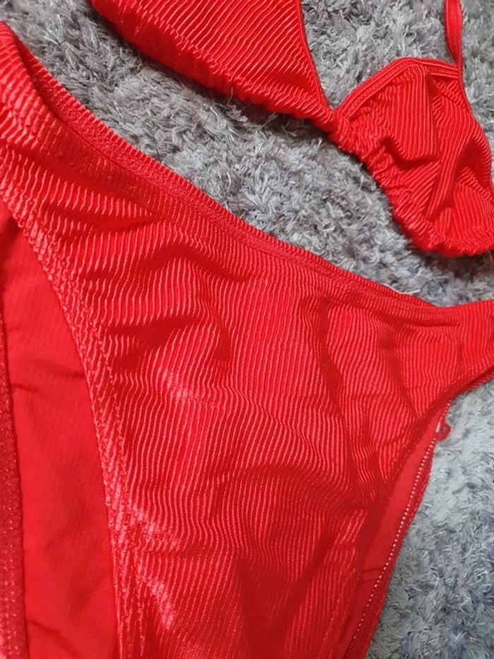 Maillot satin rouge - S - photo numéro 3
