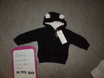 gilet très épais orchestra taille 6 mois neuf