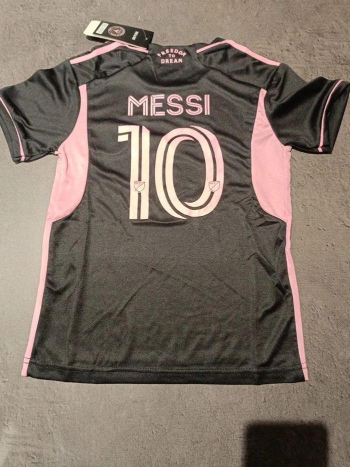 Tenue football Léo Messi Inter Miami rose. T.20 - photo numéro 2