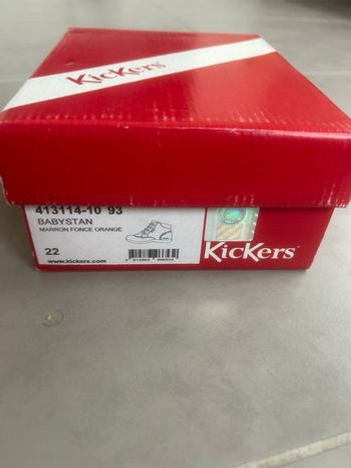 Kickers neuves pointure 22 - photo numéro 2