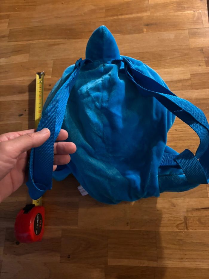 Sac à dos requins 🦈 - photo numéro 5