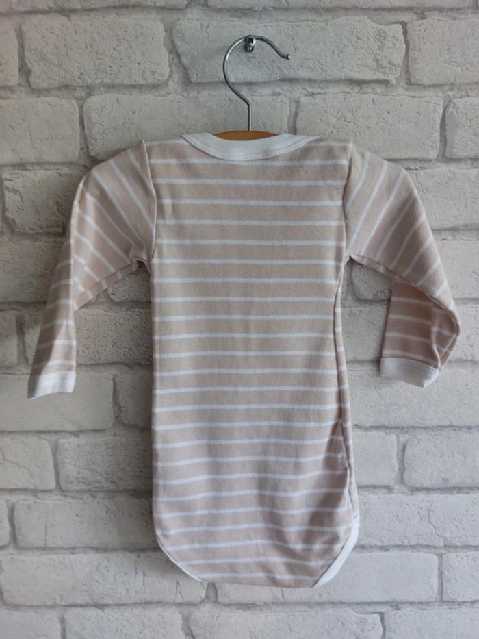 Body Petit Bateau taille 6 mois - photo numéro 2