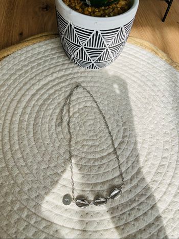 Collier ras cou Bohm